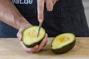 Avocado einritzen