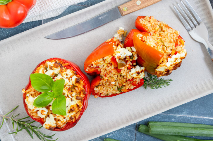 Gefüllte Paprika mit Reis und Feta