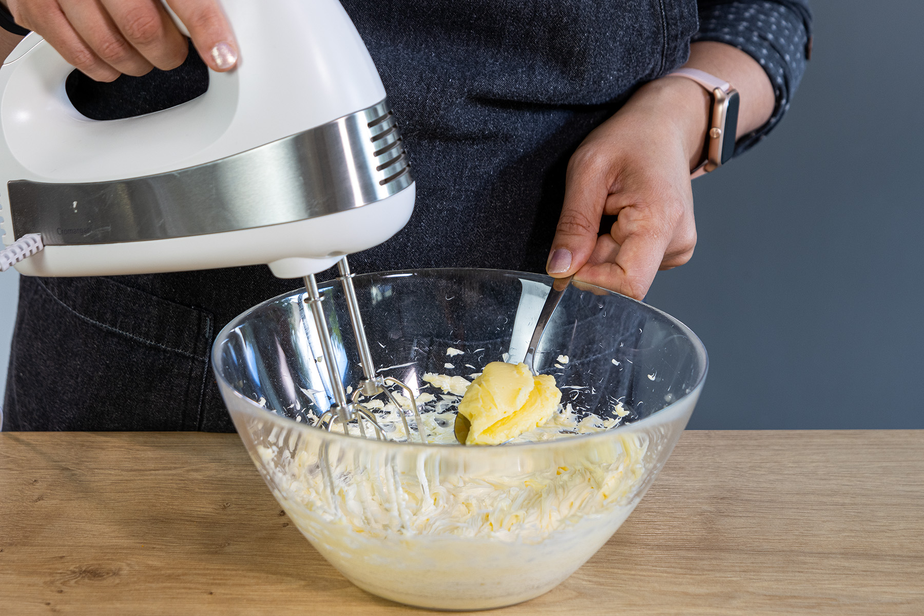 Pudding löffelweise unterrühren