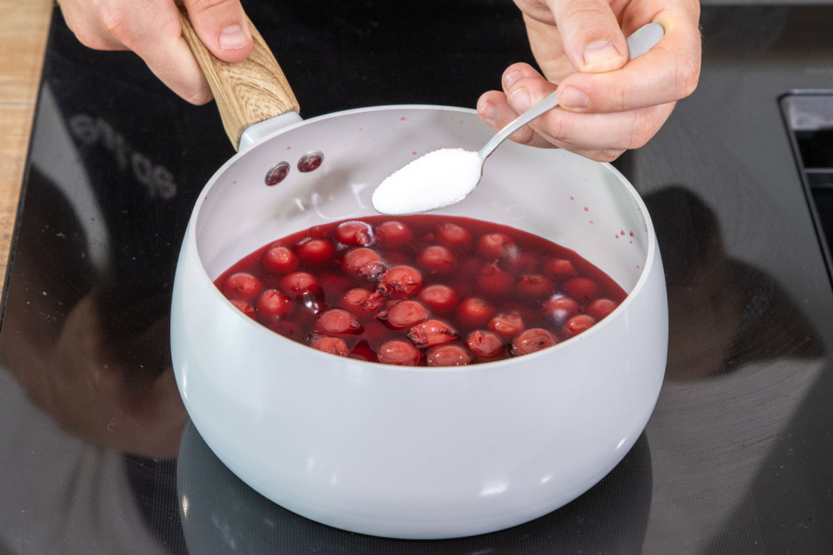 Kirschsuppe mit Klüten | Rezept