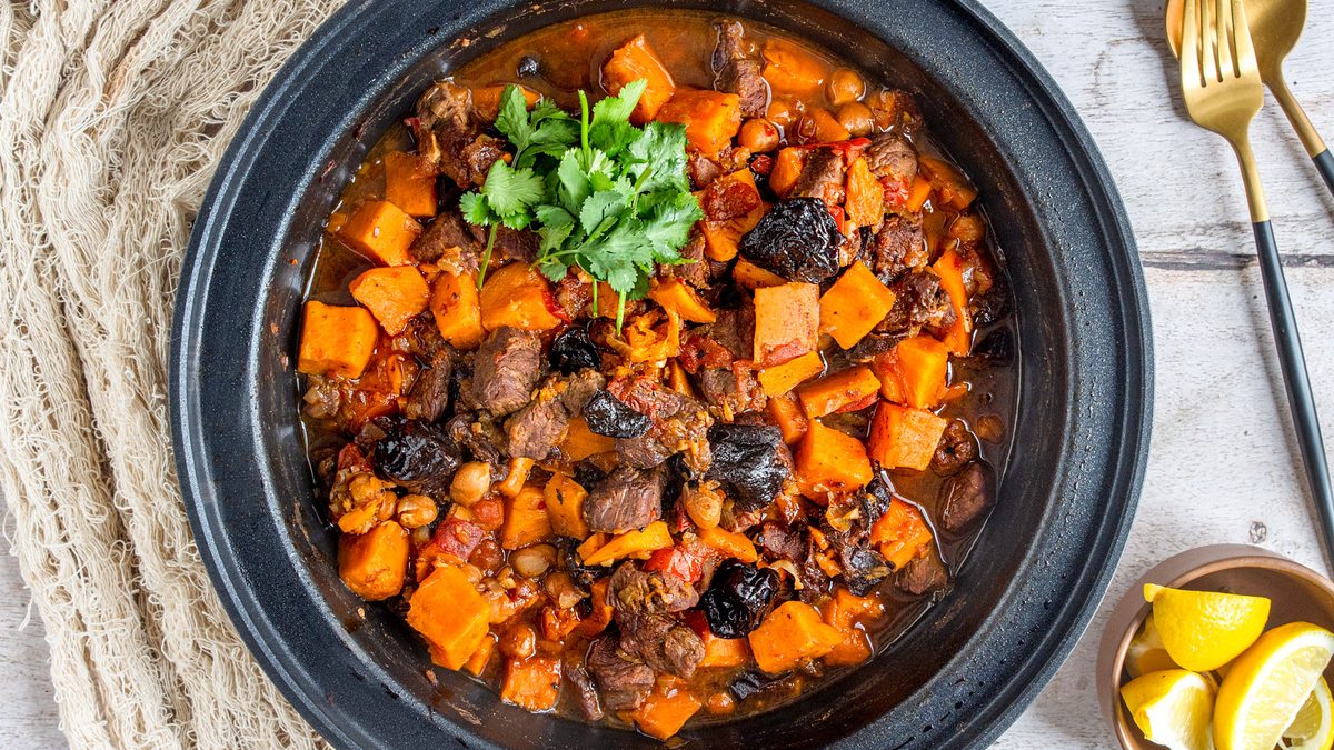 Lamm-Tajine mit Pflaumen | Rezept - eat.de