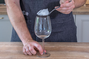 Eiswürfel hinzuegen