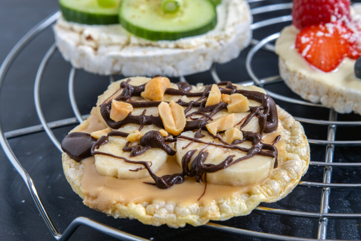 Reiswaffel-Snack mit 3 Toppings