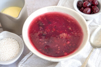 rote Grütze mit Sago