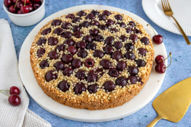 Veganer Kirschkuchen