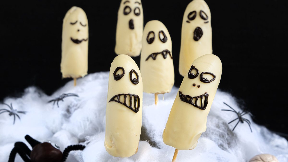 Gruselige Bananengeister: Halloween-Snack
