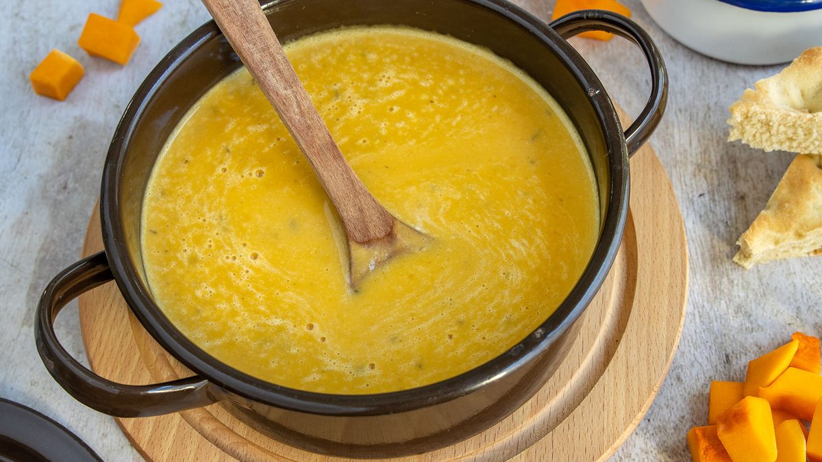 Einfache und schnelle Kürbissuppe | Rezept - eat.de
