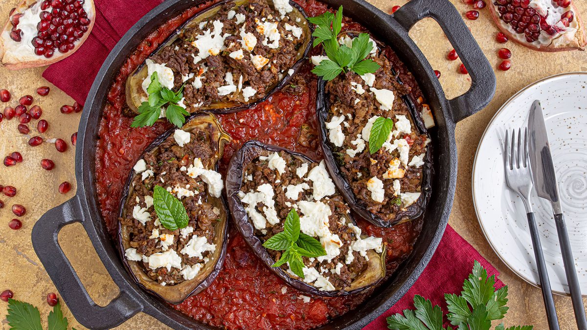 Gefüllte Auberginen nach türkischer Art | Rezept - eat.de