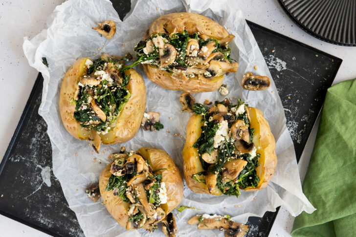 vegetarisch gefüllte kartoffel im backofen