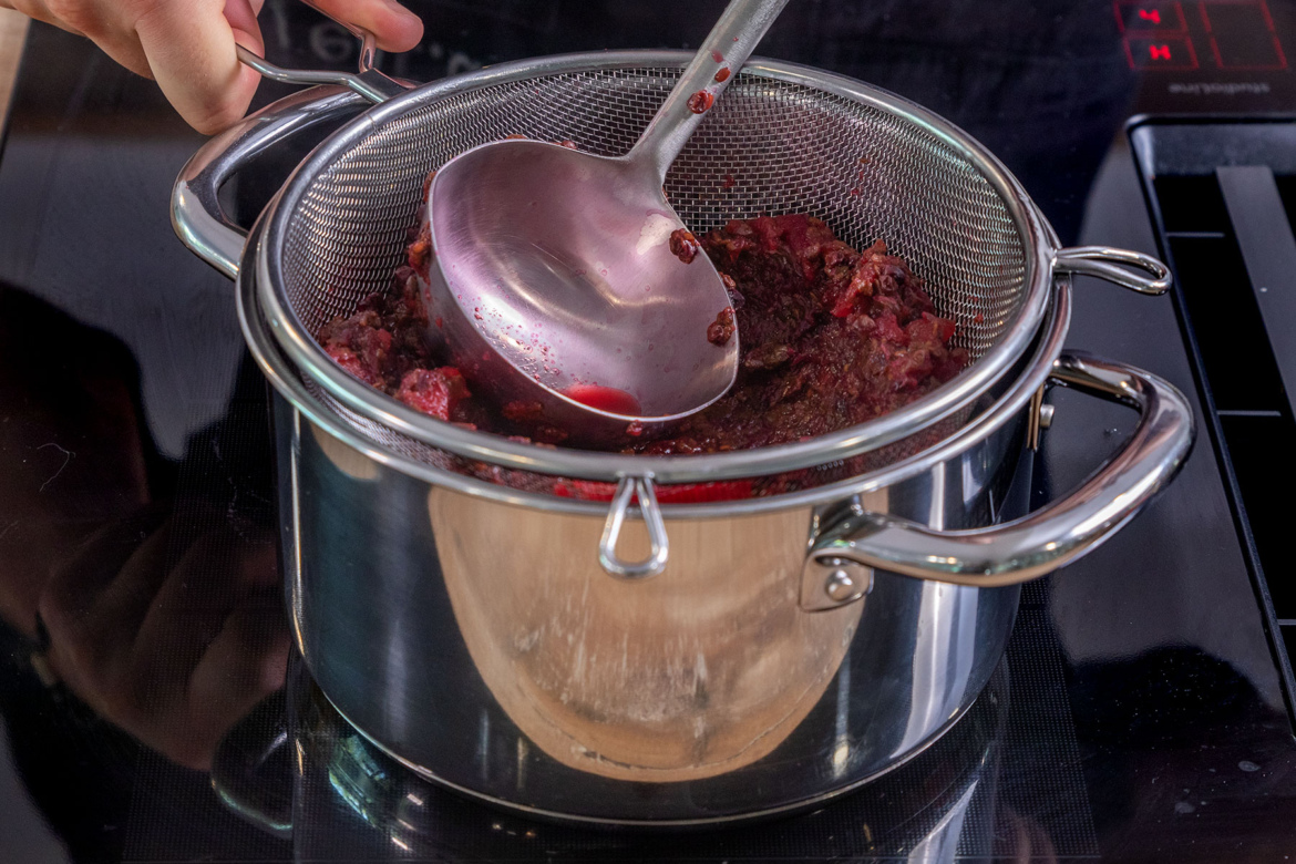 Fruchtige Holunderbeersuppe | Rezept - eat.de Fruchtige Holunderbeersuppe | Rezept - eat.de