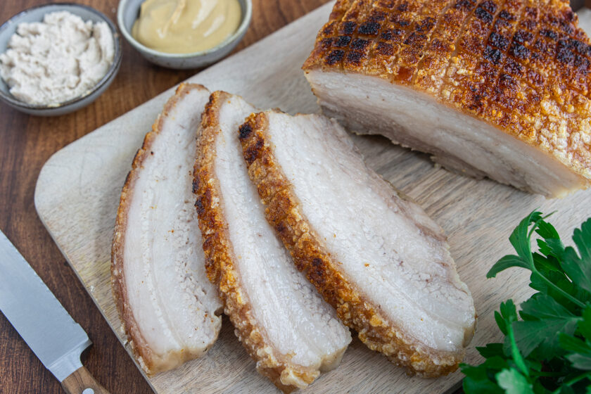 knuspriger Schweinebauch aus dem Ofen