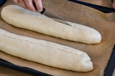 Schnelle Baguettes einschneiden