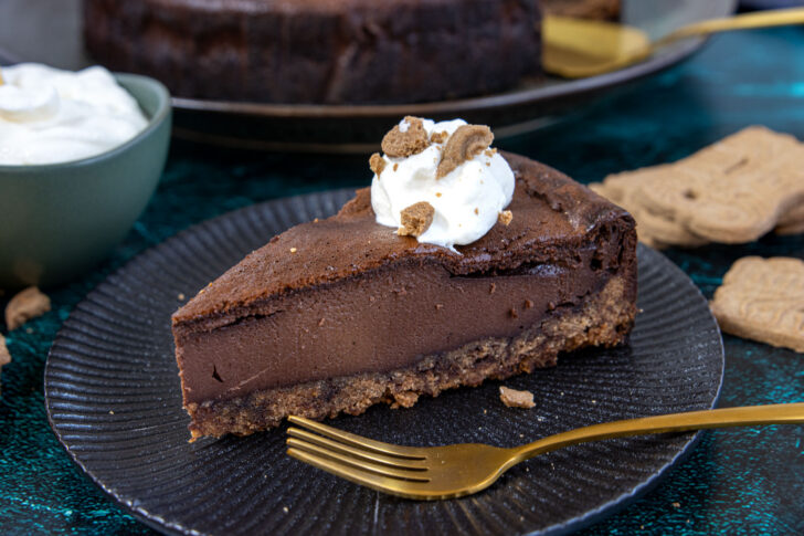 Schoko-Cheesecake mit Spekulatiusboden