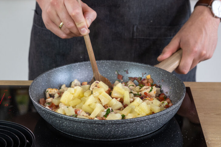 Ananas dazugeben