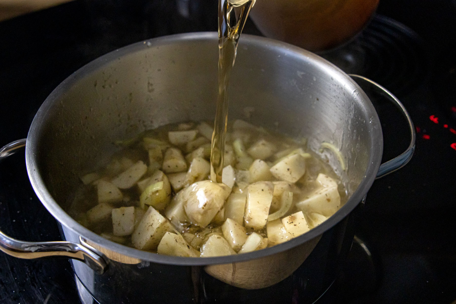 Topinambur-Suppe mit Wurzelgemüse | Rezept