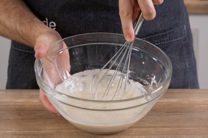 Teig für das vegane Tiramisu verrühren