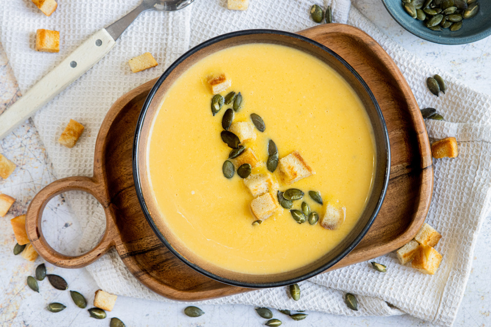 Cremige Butternut-Kürbis-Suppe | Rezept - eat.de