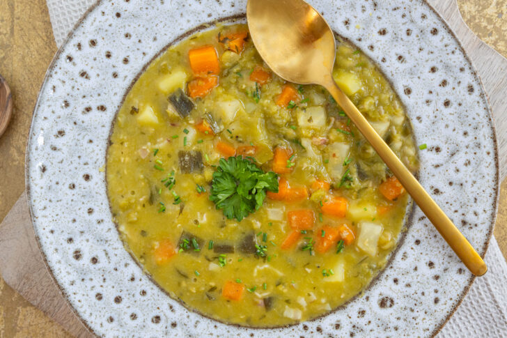Erbsensuppe mit Schälerbsen