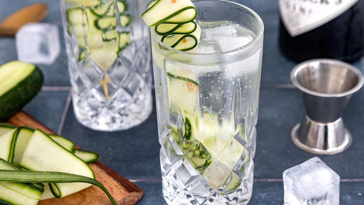 Gin Tonic mit Gurke | Rezept - eat.de