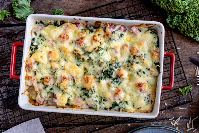 Grünkohlauflauf mit Kassler und Kartoffeln | Rezept - eat.de