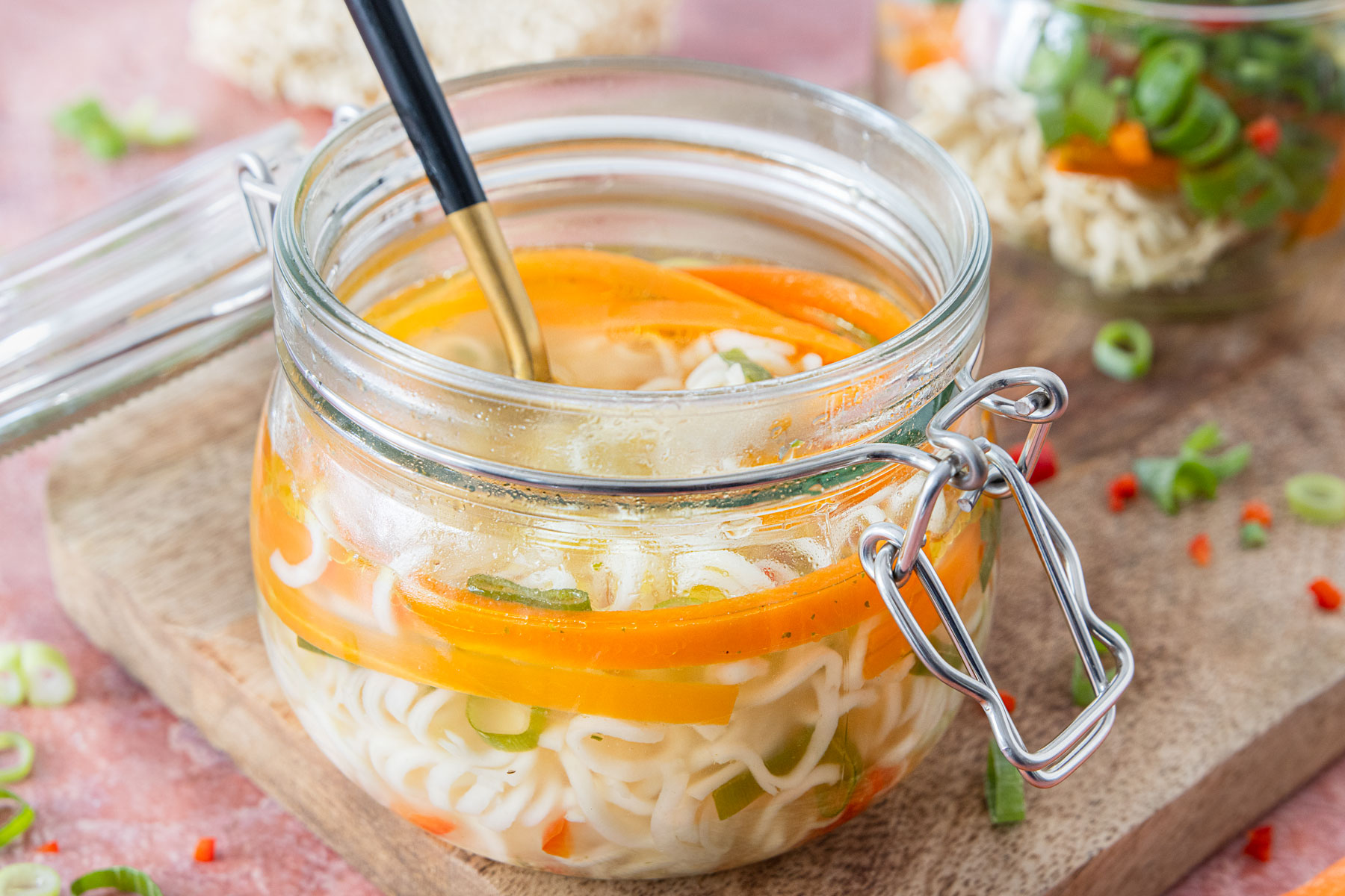 Instant-Nudelsuppe