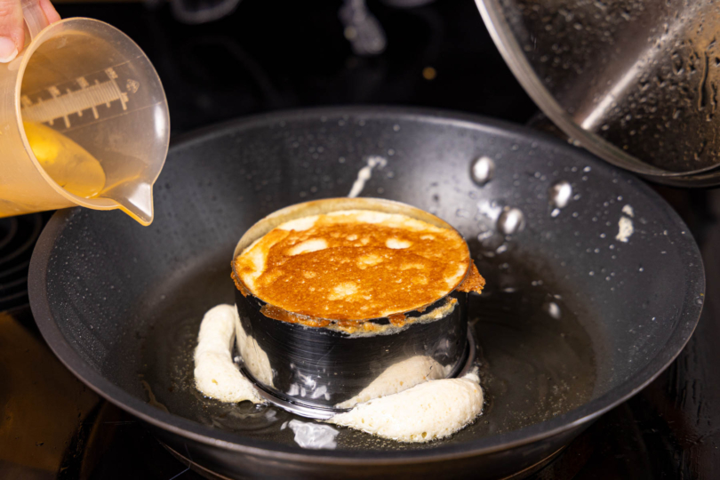 Japanische Pancakes ausbacken