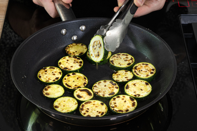 Griechisches Moussaka: das Original-Rezept | Rezept