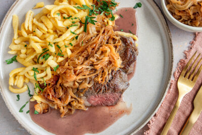 Omas Zwiebelrostbraten