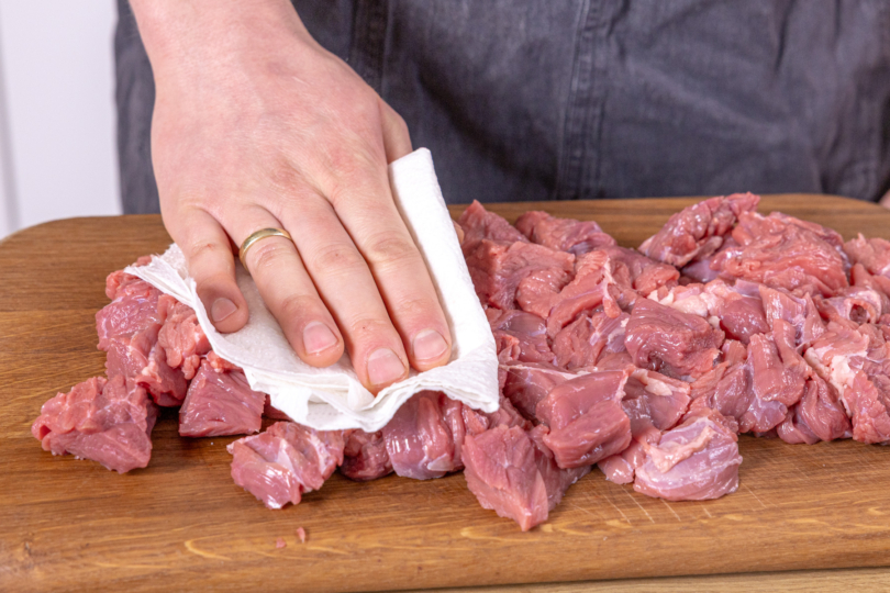 Fleisch trocken tupfen