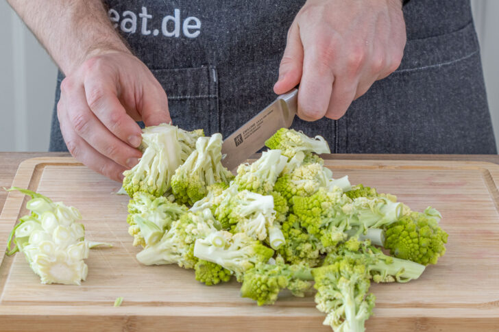 Romanesco kleinere schneiden