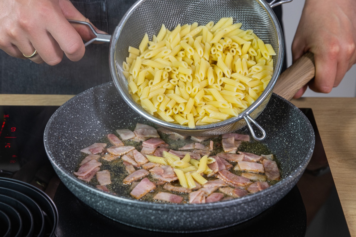 Schinkennudeln mit Ei | Rezept - eat.de