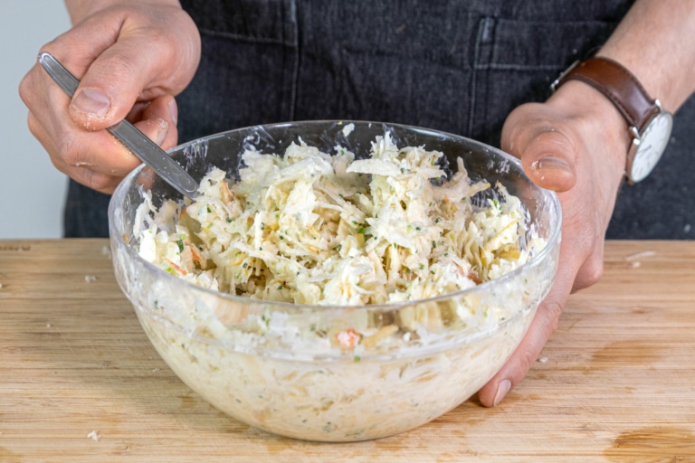 Klassischer Selleriesalat mit Apfel | Rezept - eat.de