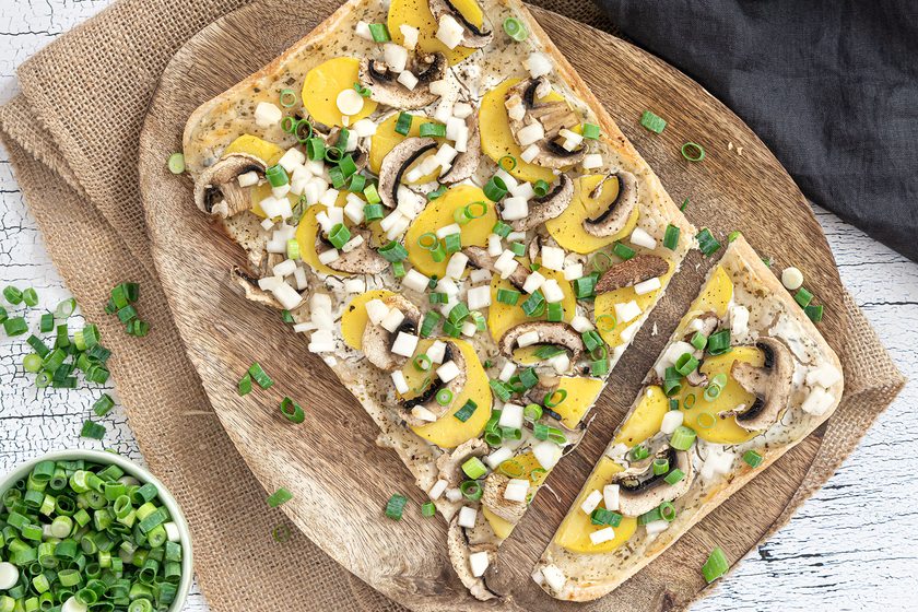veganer Flammkuchen mit Gemüse