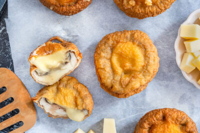 Cheesy Mushrooms: Gefüllte frittierte Champignons