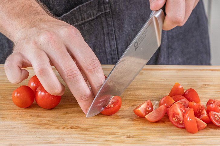 Tomaten schneiden