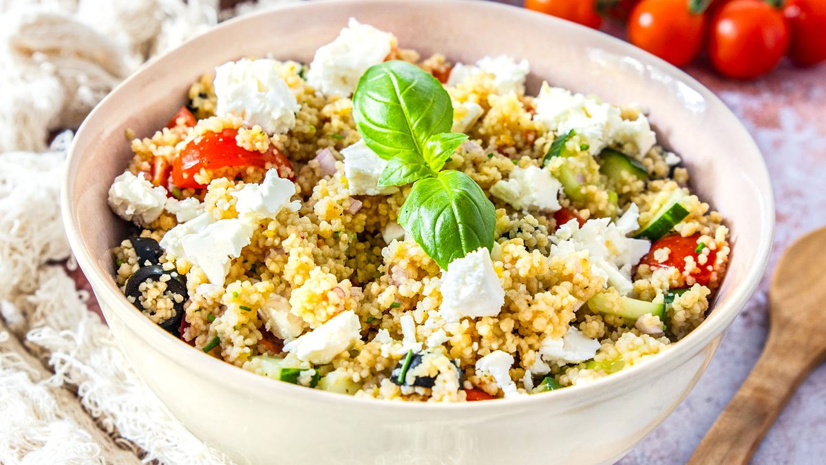 Couscous-Salat mit Feta | Rezept - eat.de