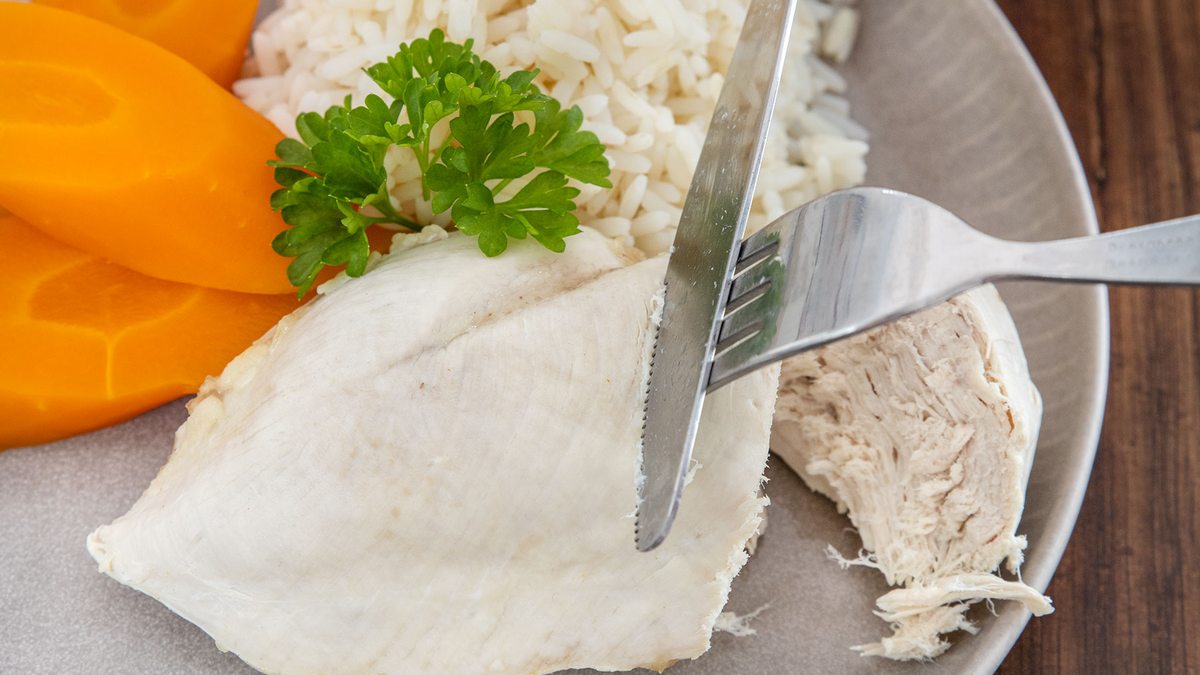 Hähnchenbrust schonend kochen | Rezept