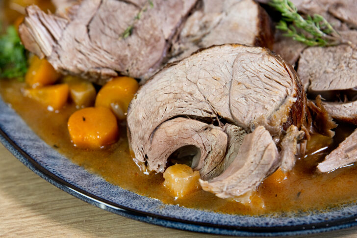 Lammbraten aus dem Backofen