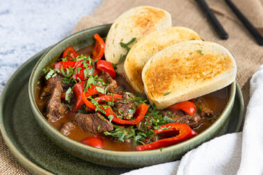 Rindergulasch mit Paprika