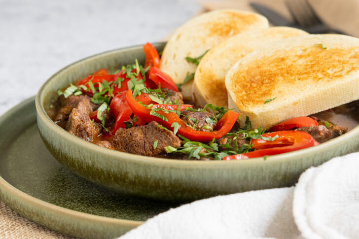 Rindergulasch mit Paprika