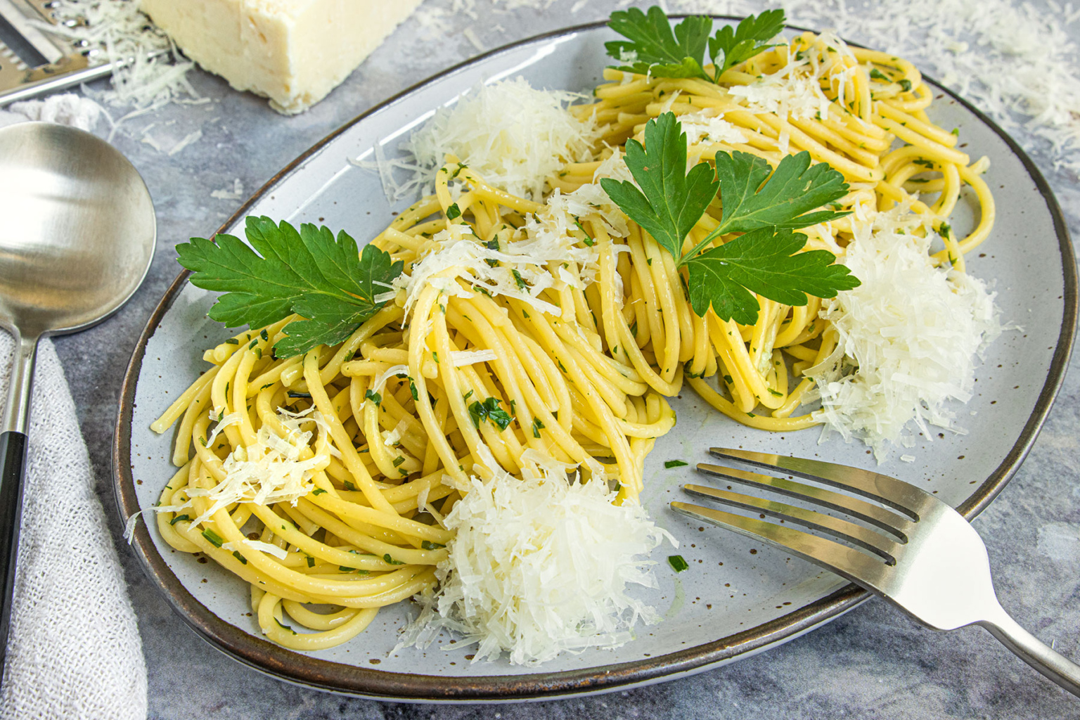 Spaghetti aglio e olio OriginalRezept