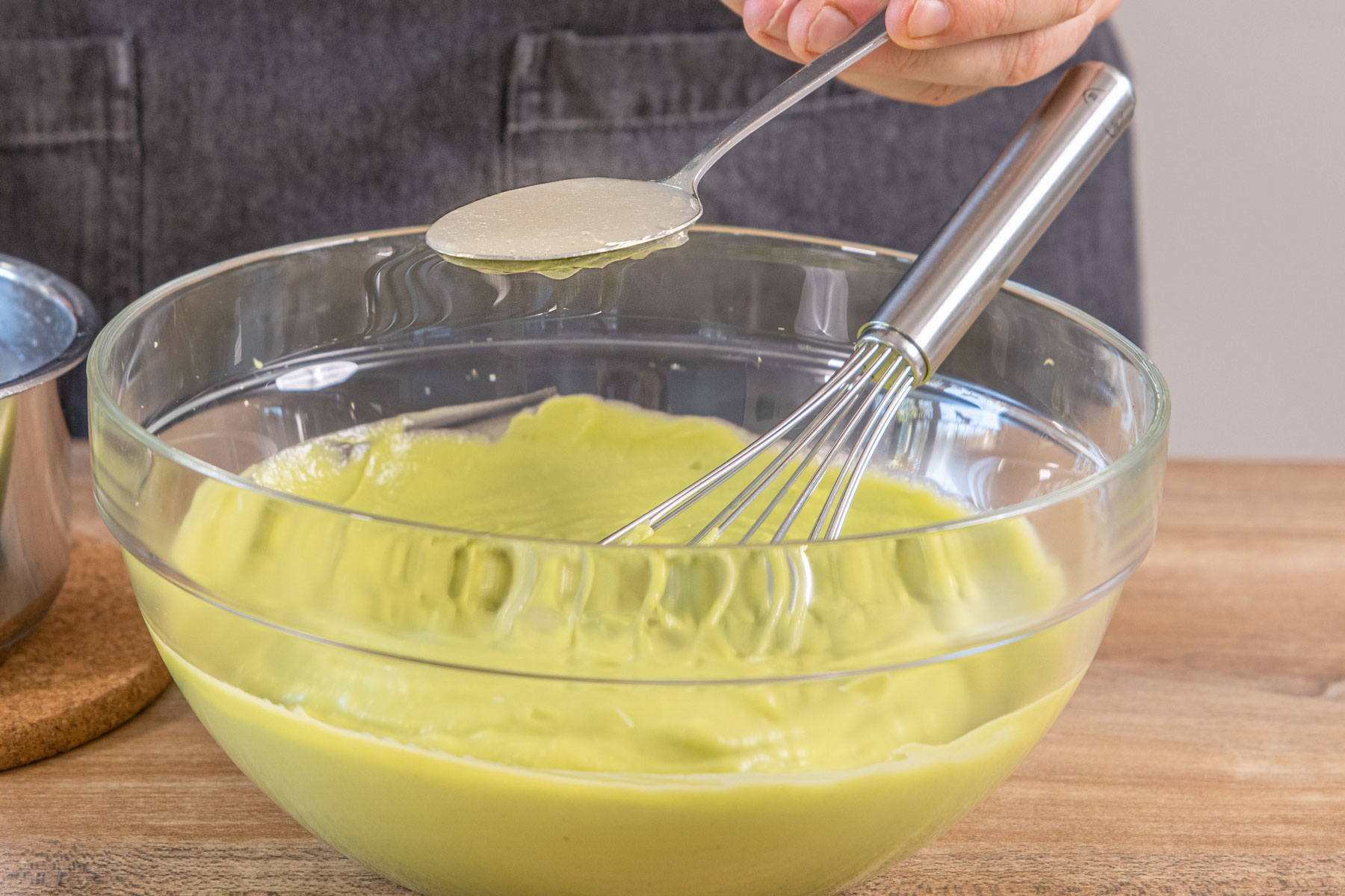 Agar-Agar unterrühren