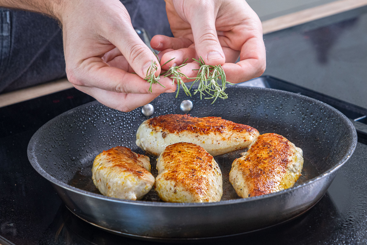 Hähnchenbrust braten nie wieder trocken Rezept eat.de