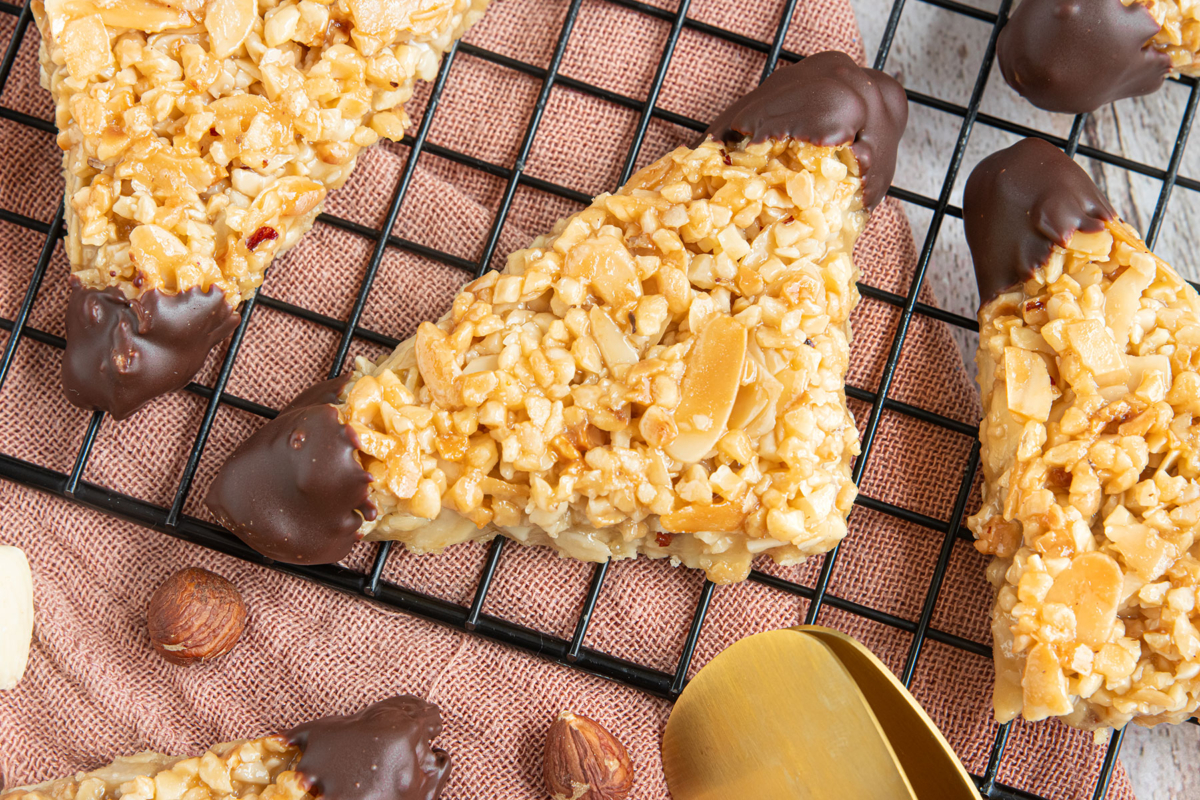 Nussecken wie vom Bäcker | Rezept - eat.de