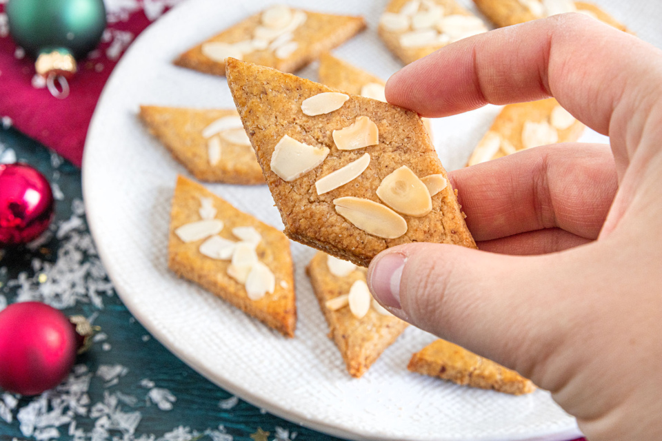 Omas Spekulatius-Kekse | Rezept - eat.de Omas Spekulatius-Kekse | Rezept - eat.de