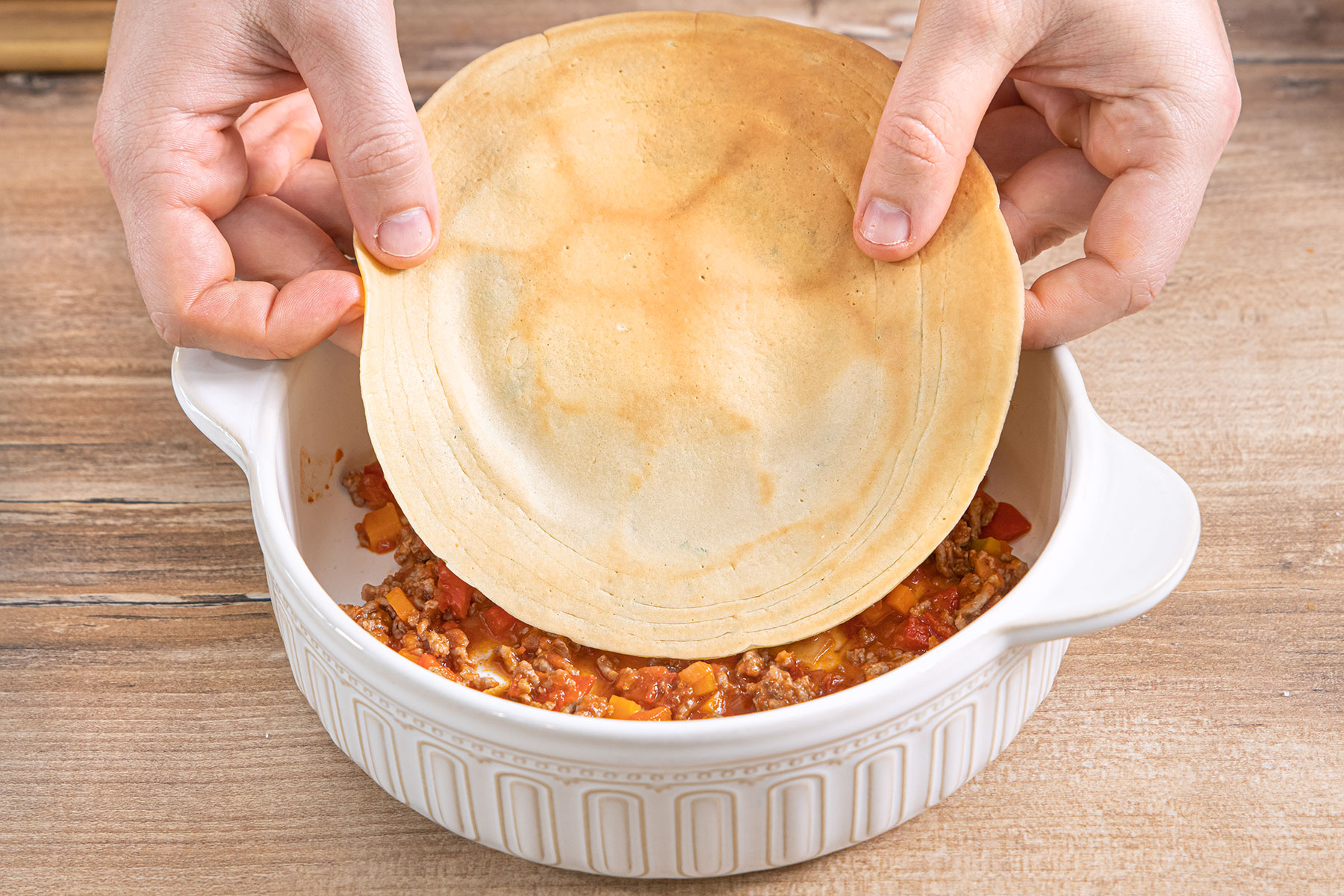 Pfannkuchen-Auflauf schichten