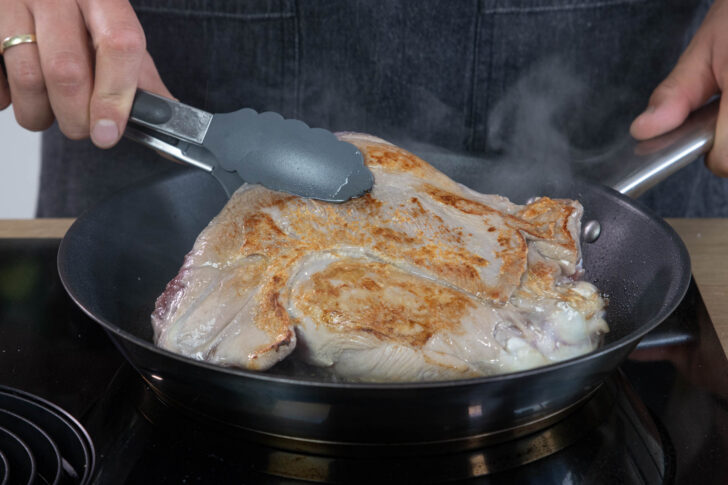 Fleisch anbraten