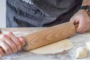 Wrap-Teig ausrollen
