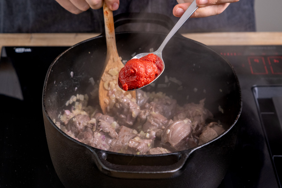 Klassisches Wildgulasch | Rezept - eat.de