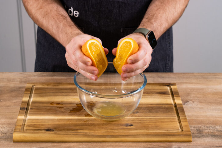 Orangen auspressen
